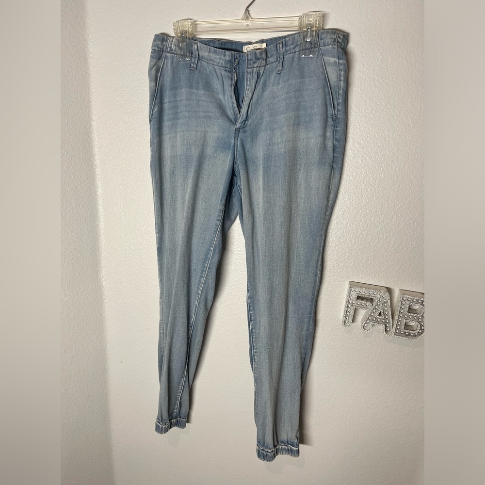 Jeans - Picture 3 of 13